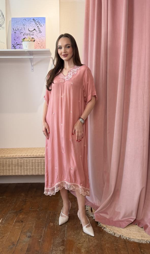 One of One طقم عباية وثوب - دستي بينك