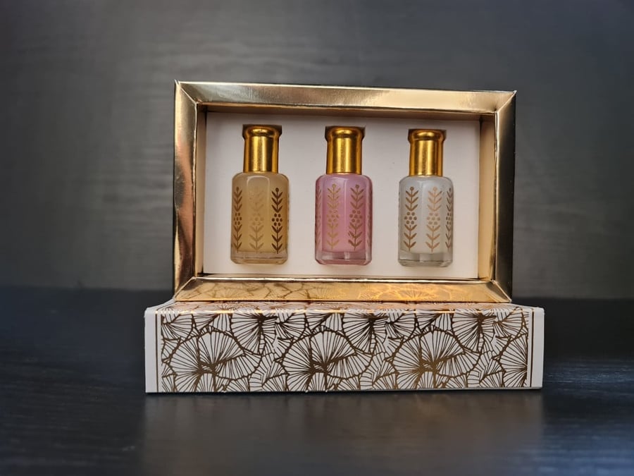 Triple tola size musk box
