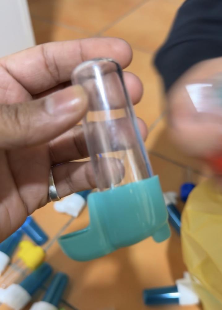 مشربية 20 مل مناسب لتقديم الفيتامين و العلاج و الاملاح