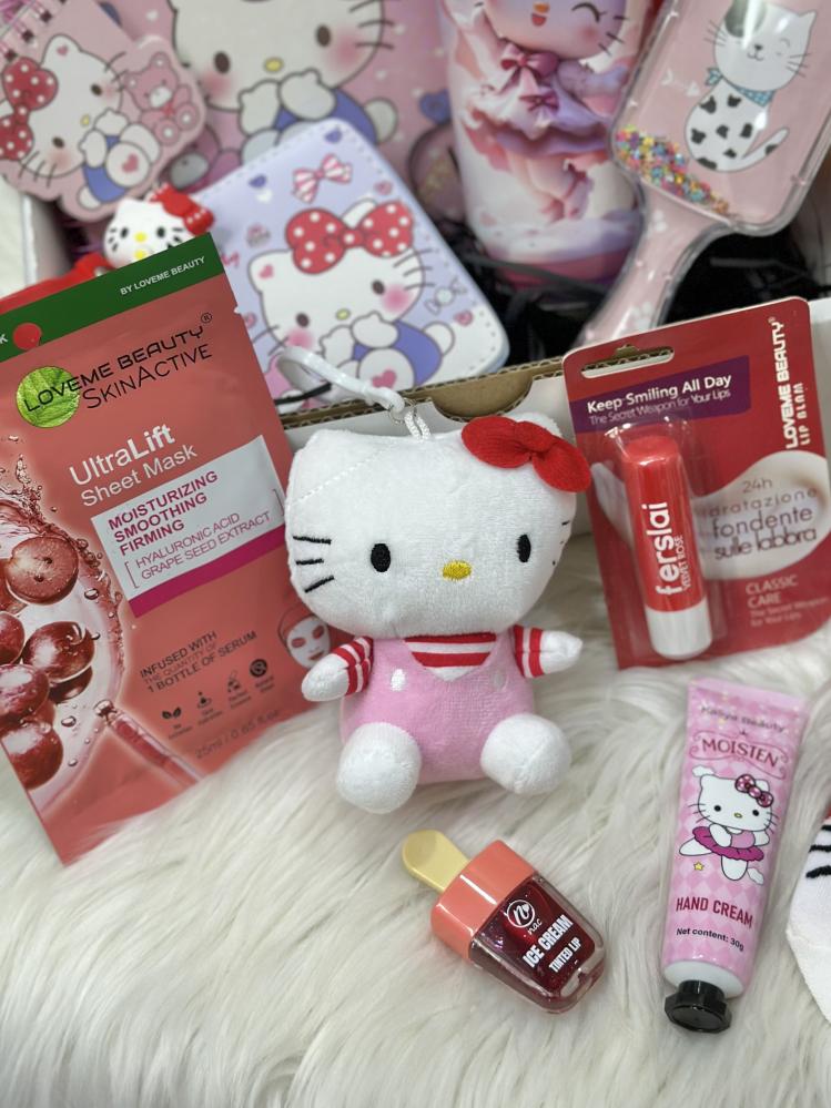 Hello Kitty box