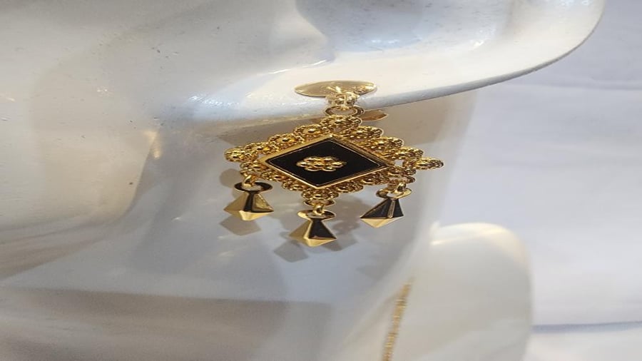طقم بديل ذهب