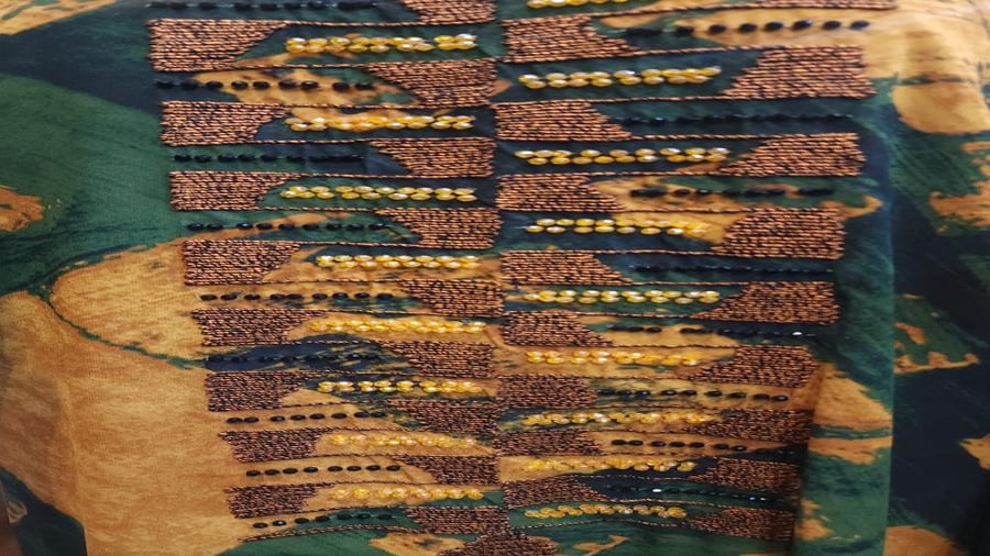 جلابية كويتية مع طرحة