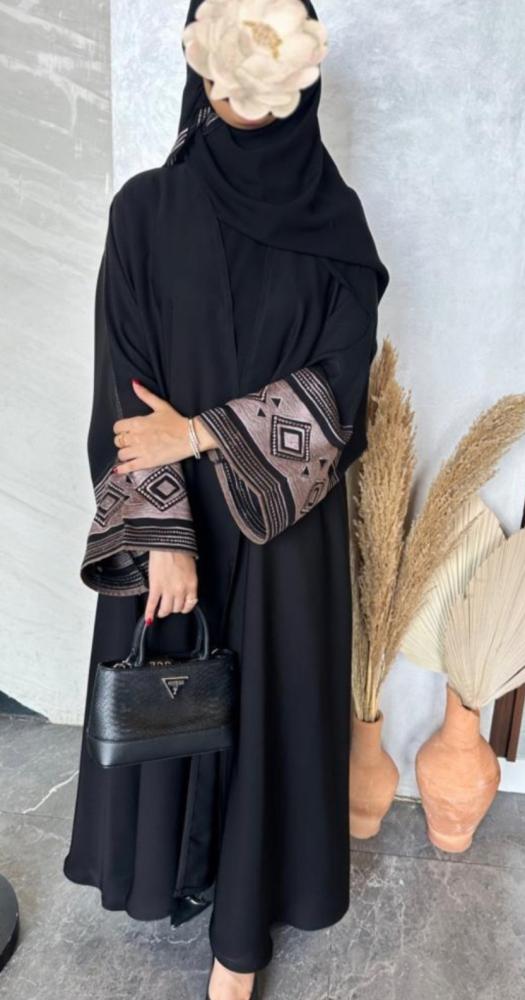 عباية ميعاد الاكثر فخامة