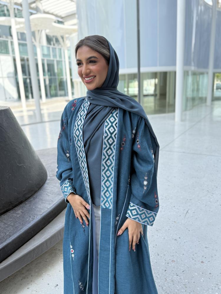 عباية لنن ازرق