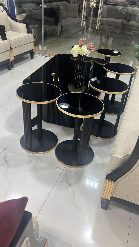 الطاولات