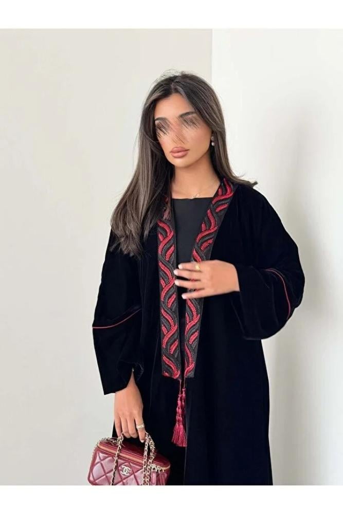 عباية مخمل اسود