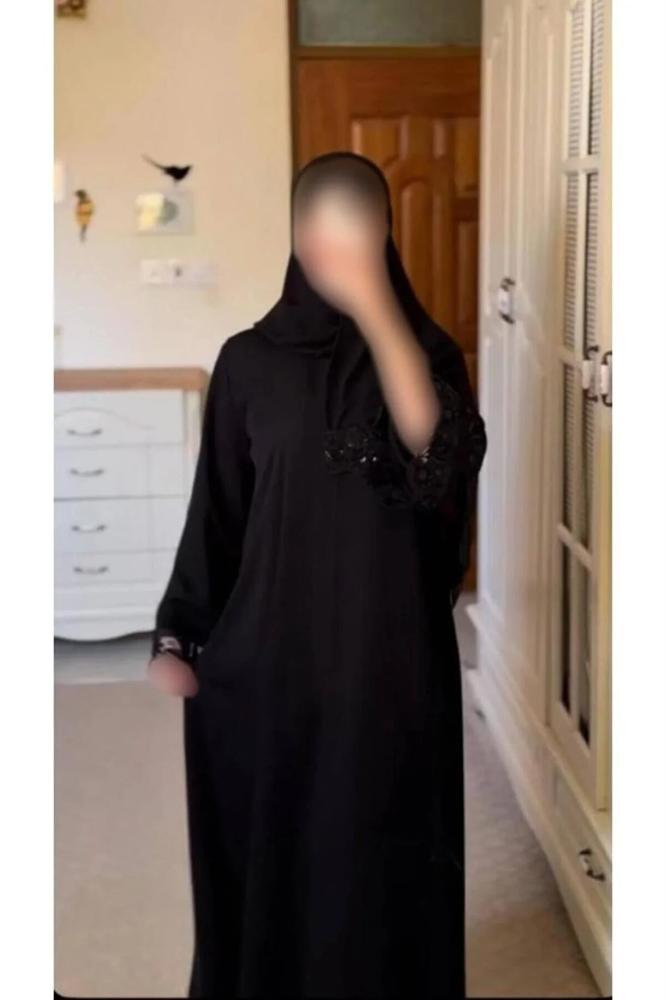 عبايه كويتي بتصميم كلاسيكي راقي
