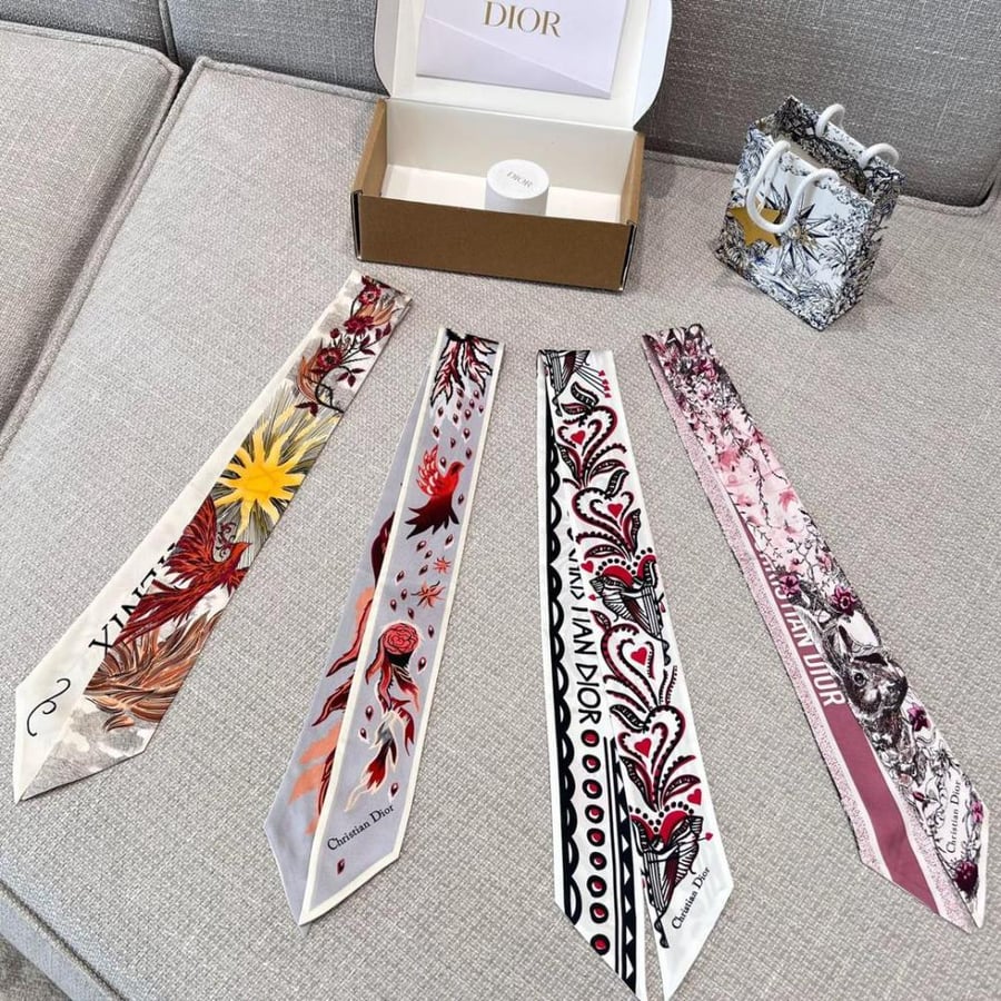 سكارف شنطه ديور DIOR
