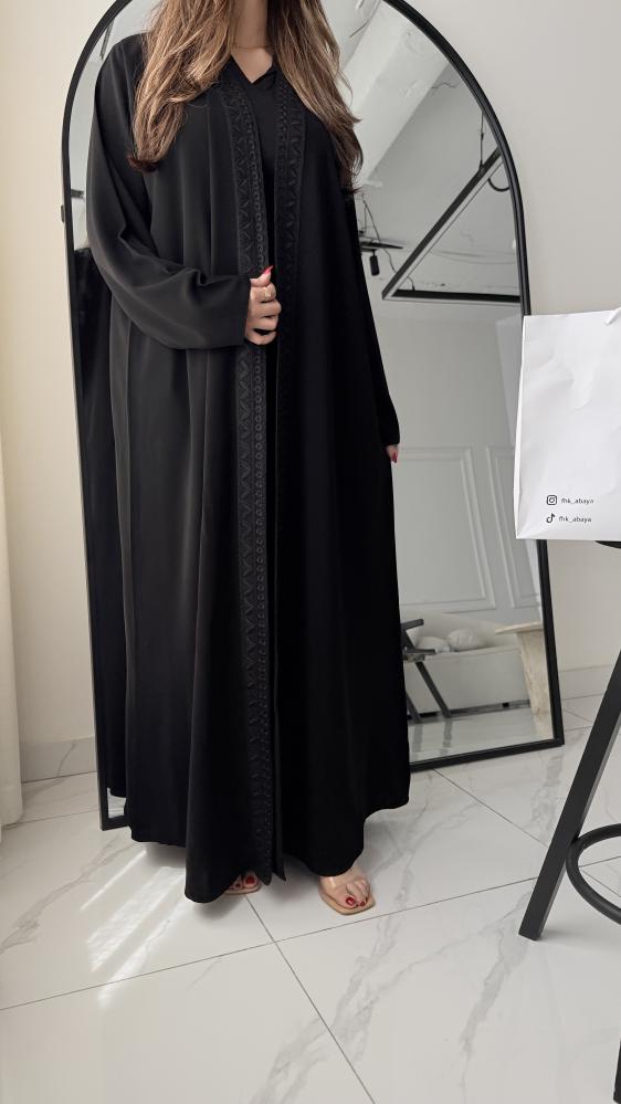 عباية كريب ملكي بلس بتطريز هندي
