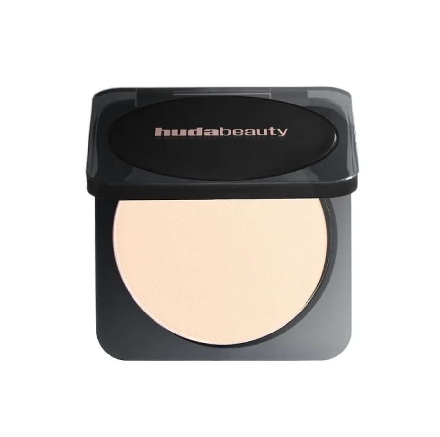 Huda Beauty pressed powder