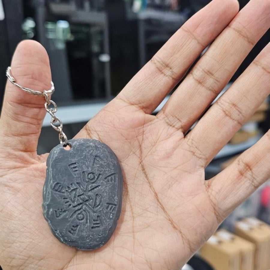 Talisman form keychain
