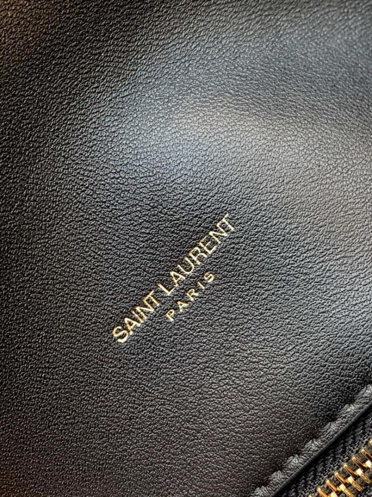 Saint laurent