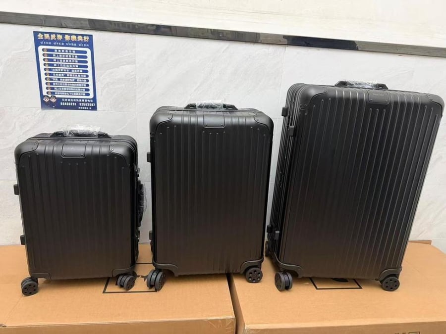 Rimowa luggage set