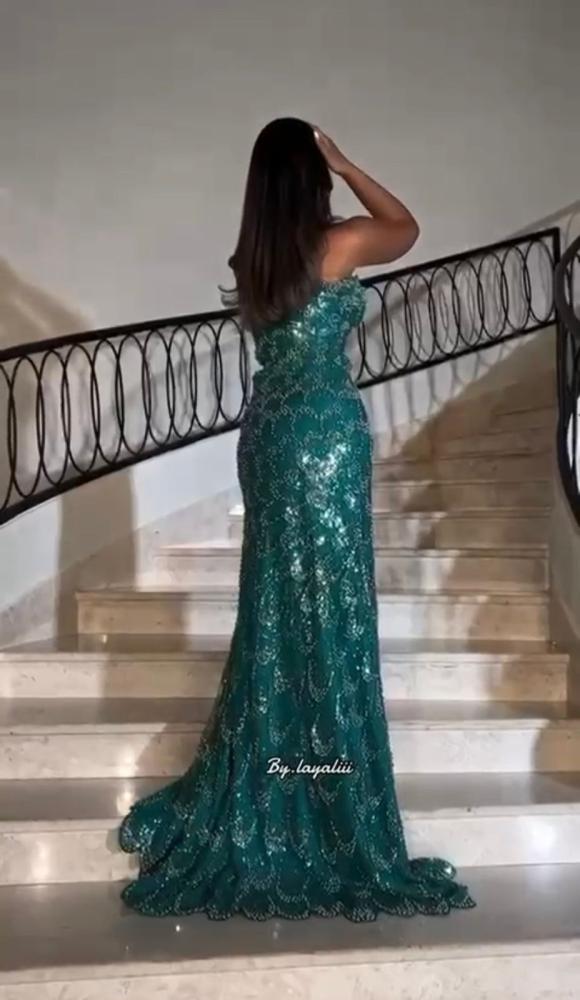 فستان لاصلي