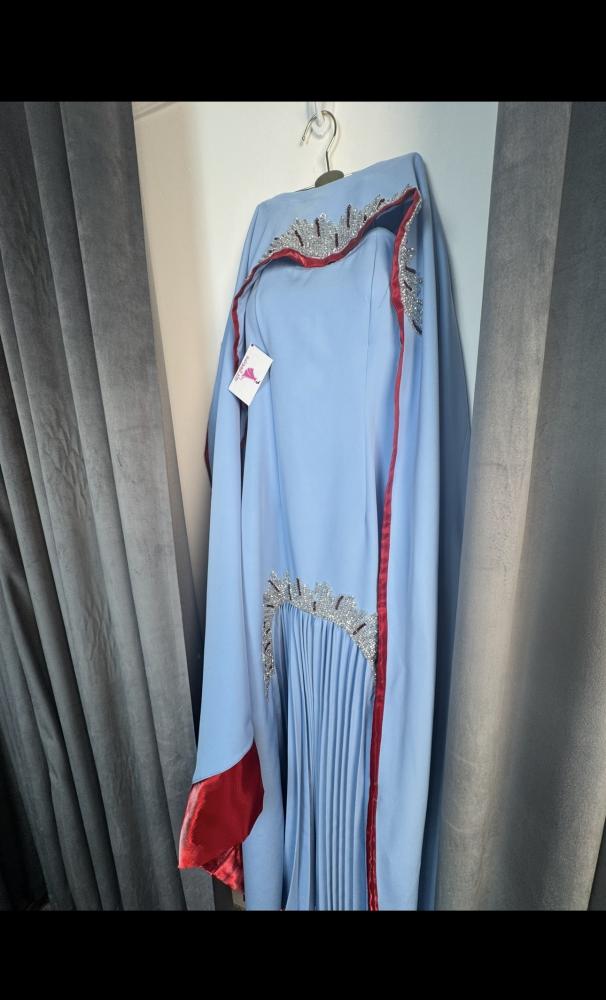 الفستان راقي رواد الموضة