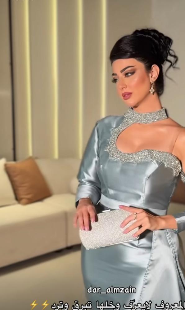 فستان