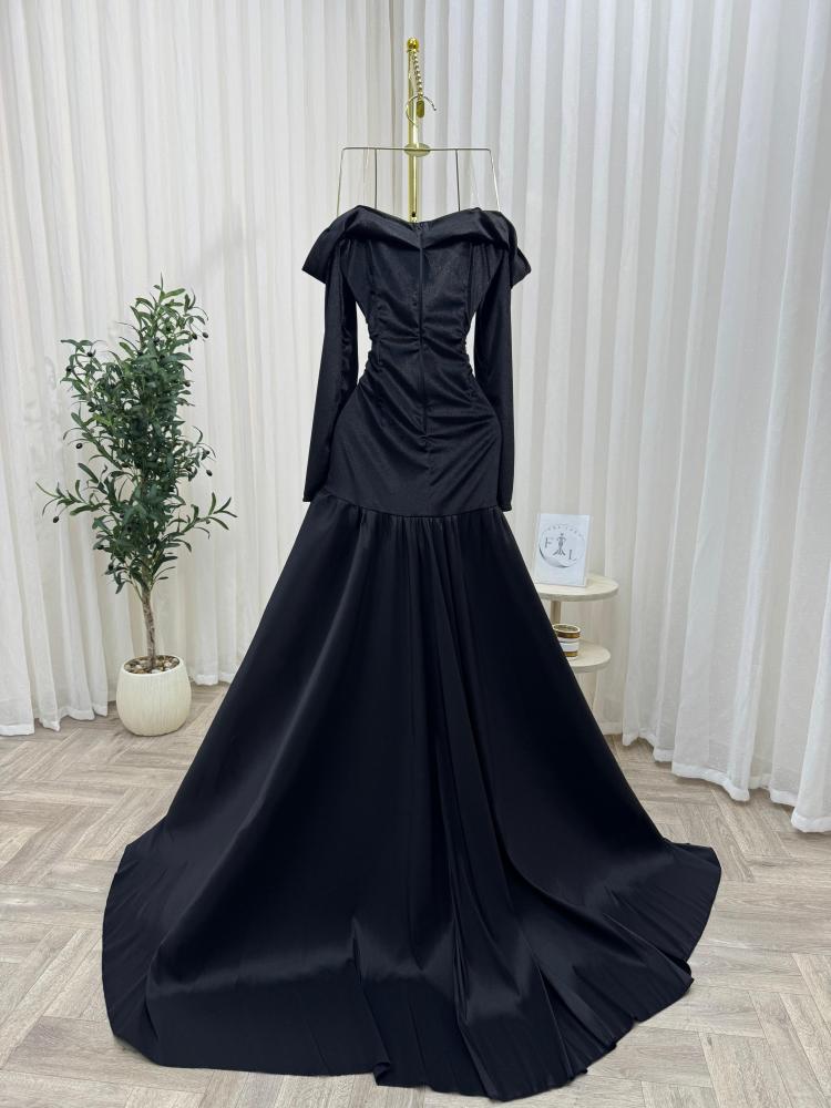 Elegant evening dress RA811