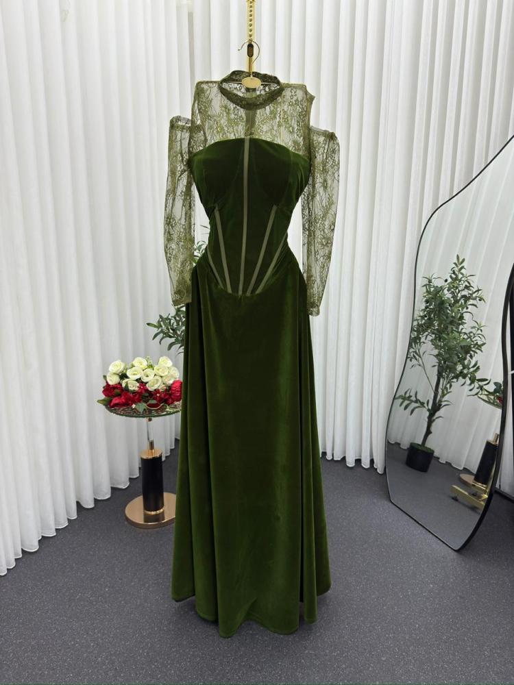 Elegant evening dress, original RA960