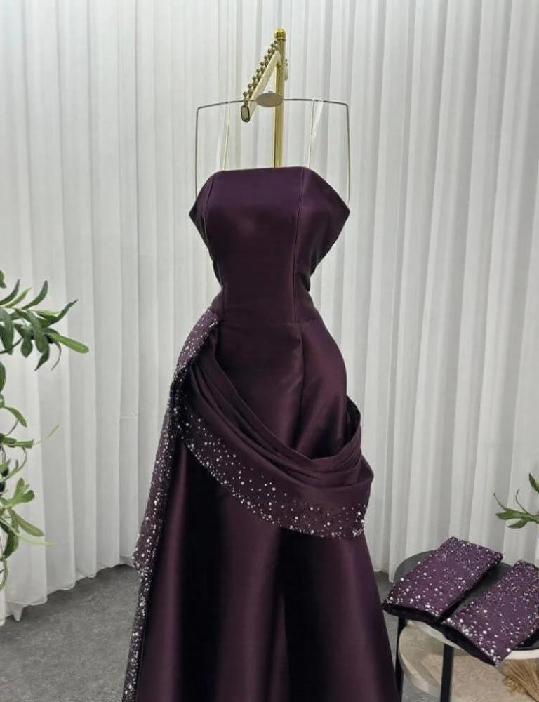 Elegant wedding dress RA177