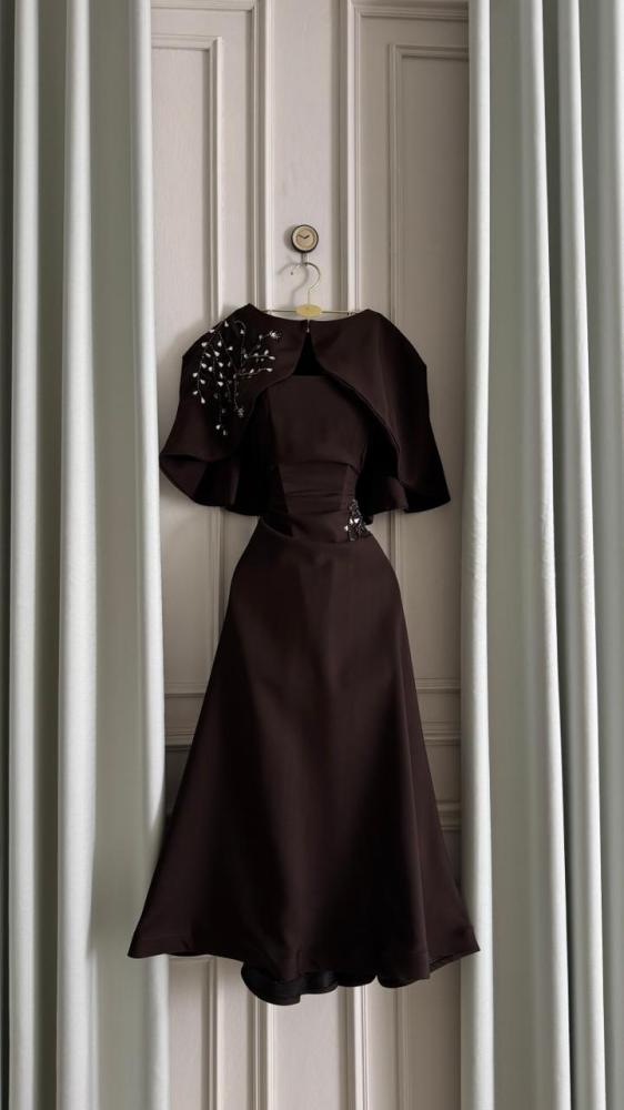 Elegant evening dress, not traditional, RA1305