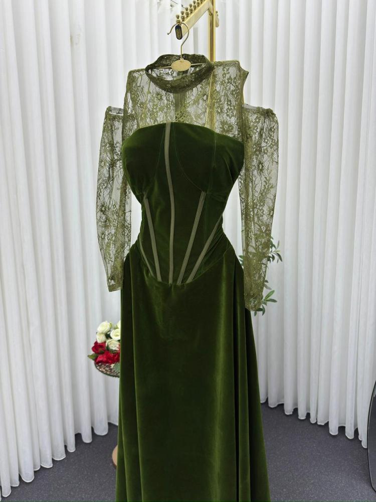 Elegant evening dress, original RA960