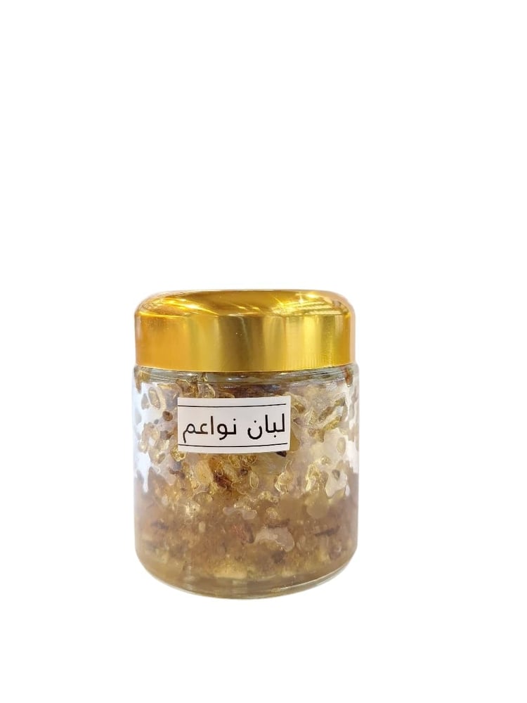 لبان ذكر طبيعي مسقى بعطر النواعم الفاخر. رائحة ناعمة زهرية شرقية وثبات