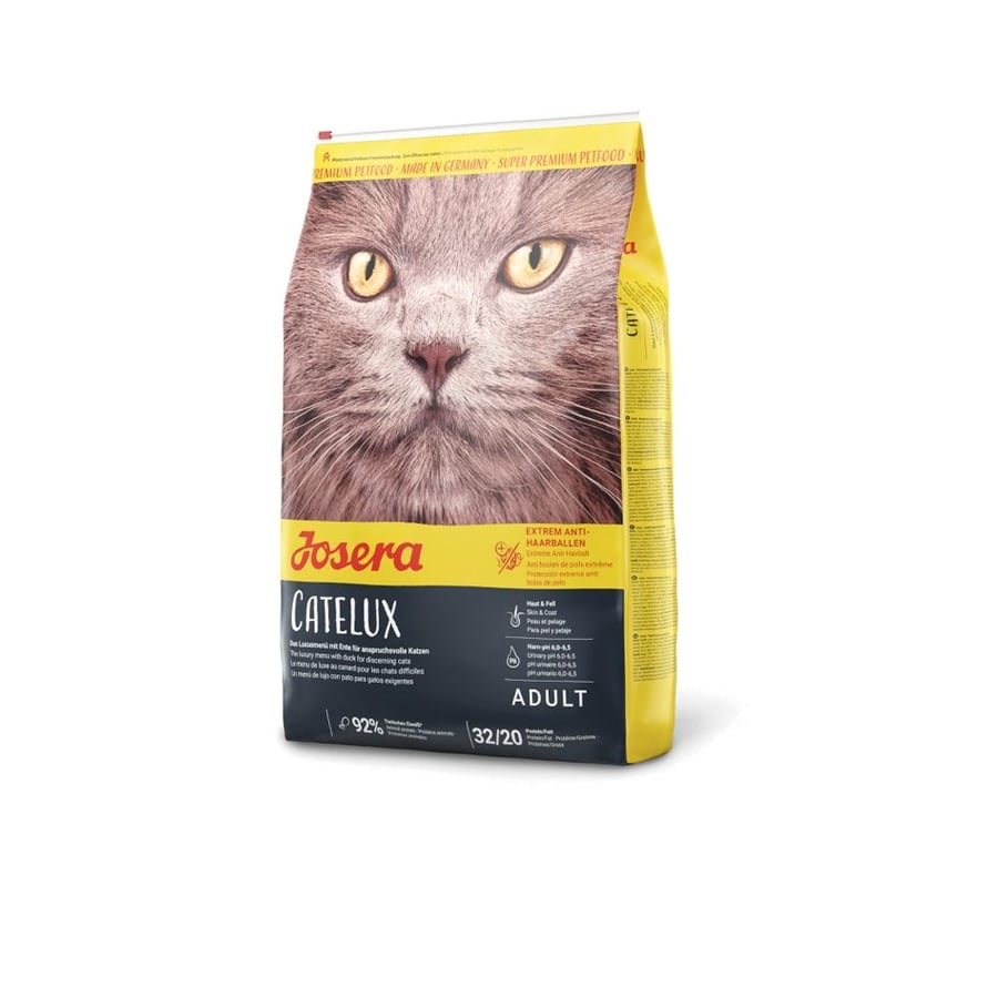 Josera Catelux dry food for adult cats to prevent hairballs and for urinary tract health with chicken flavor 2 kg