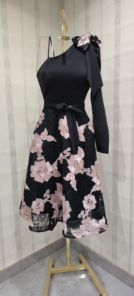 Soft Barbie dress with lace