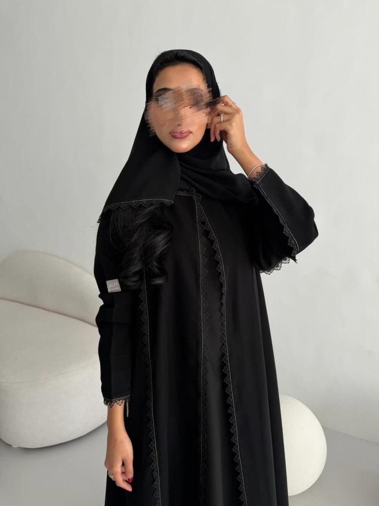 عباية لافينا