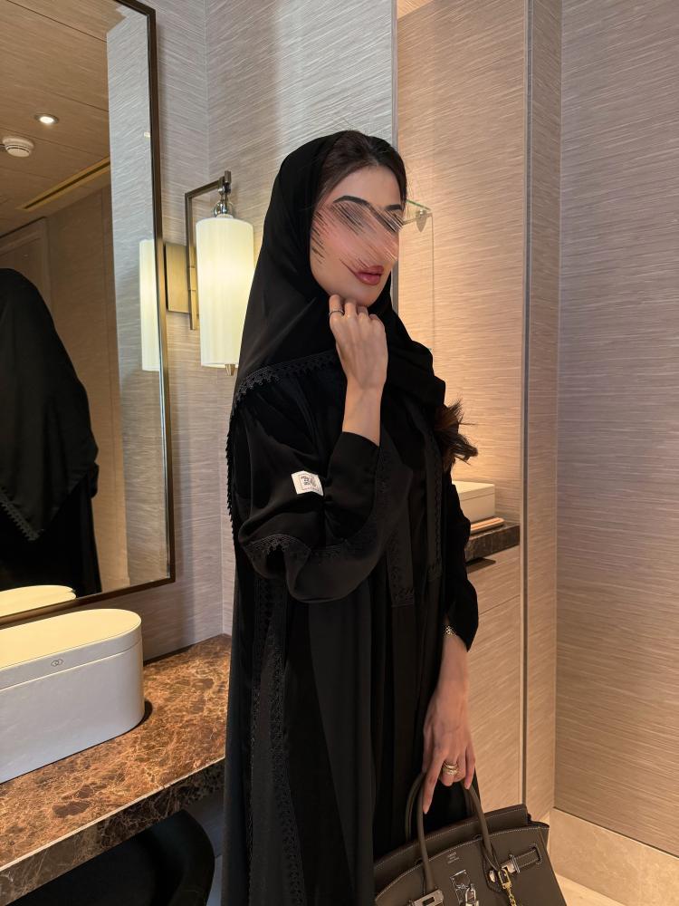 عباية اونيكس