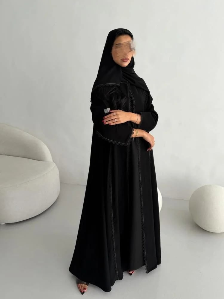 عباية لافينا
