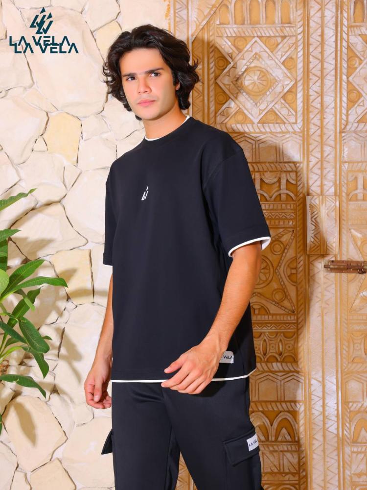 Plain T-shirt with white edges