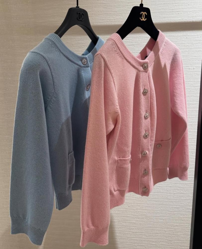 CHANEL BLUE OR PINK CARDIGAN 2025 SPRING SUMMER