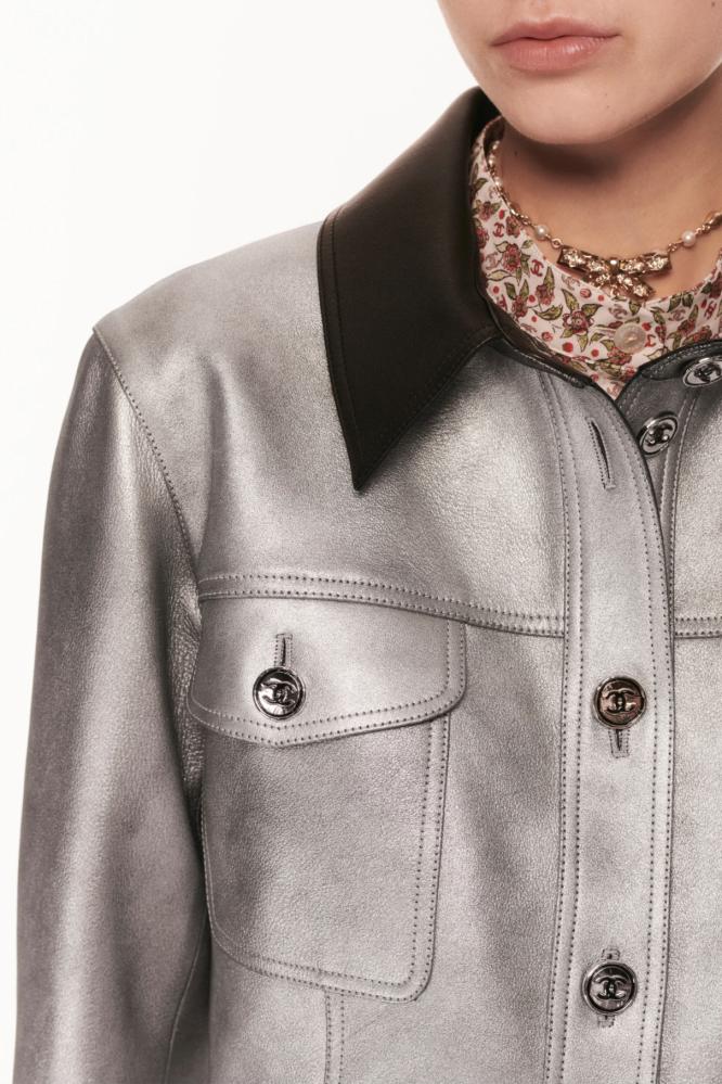 Metallic Lambskin Silver chanel jacket 2024 جاكيت شانيل سترة جلد فضي