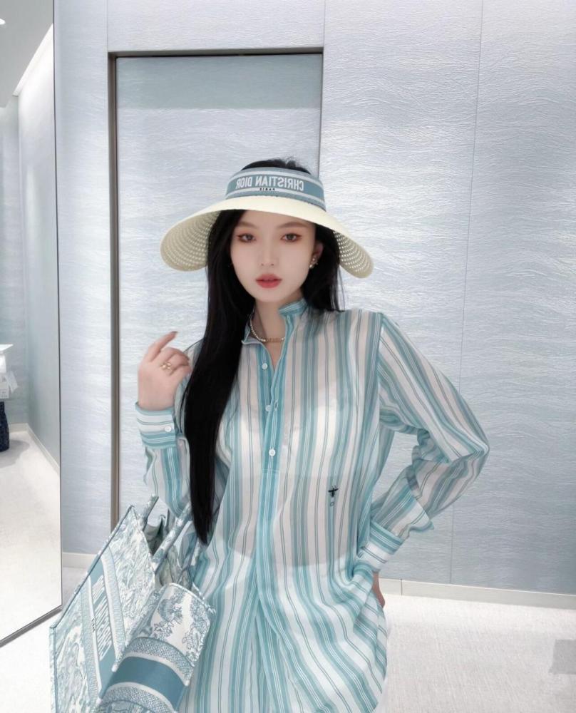 2025 Dior Dioriviera Long Blouse بلوزة ديور يوريفيرا طويله مخطط أخضر
