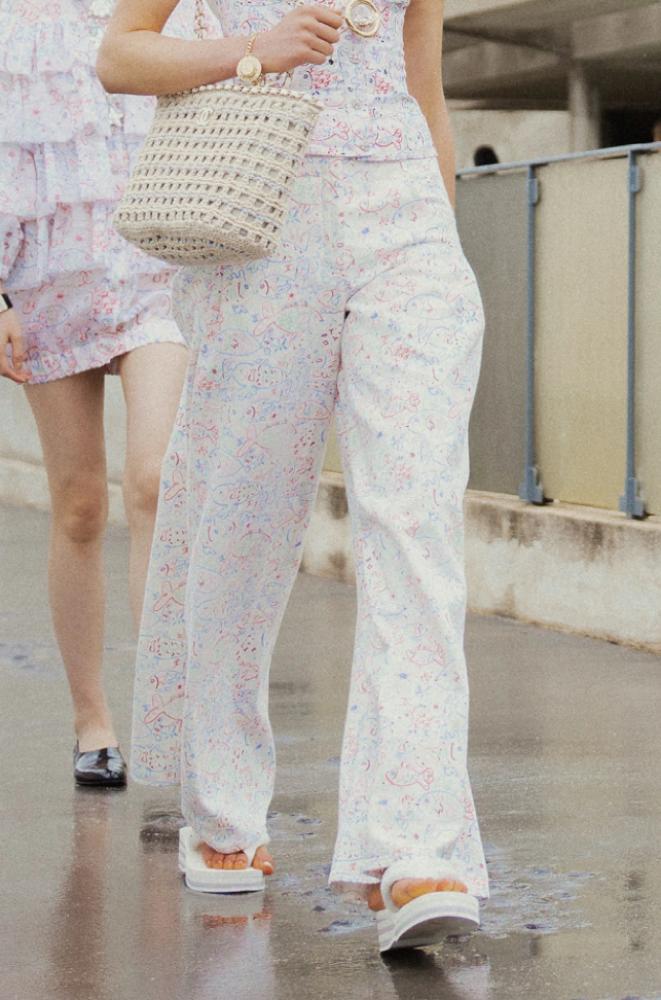 CHANEL CRUISE FISH DENIM 2025 جينز شانيل دينم كروز بطبعات سمك