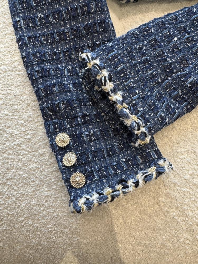 2025 Chanel tweed jacket  سترة شانيل جاكيت تويد كحلي