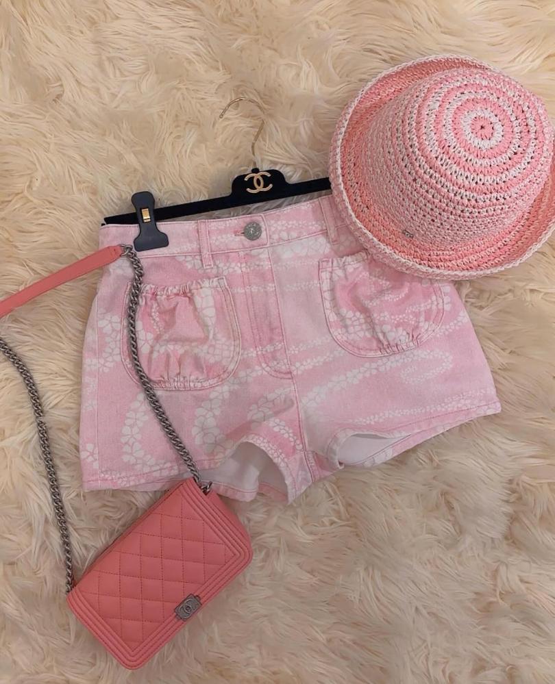 CHANEL Shorts Denim Printed Coco Beach 2025 شورت شانيل دينم  كوكو بيتش