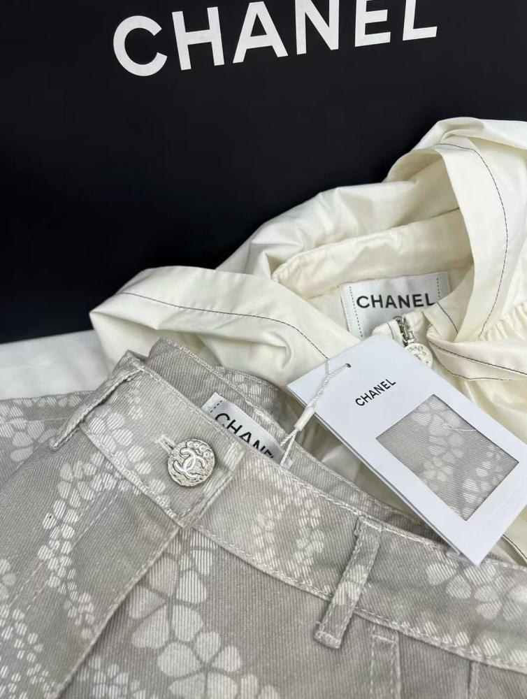 CHANEL pants Denim Printed Coco Beach 2025 جينز شانيل دينم بنطلون كوكو