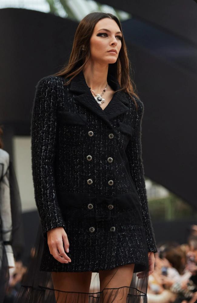 Chanel long black tweed jacket  2025 معطف شانيل تويد طويل أسود