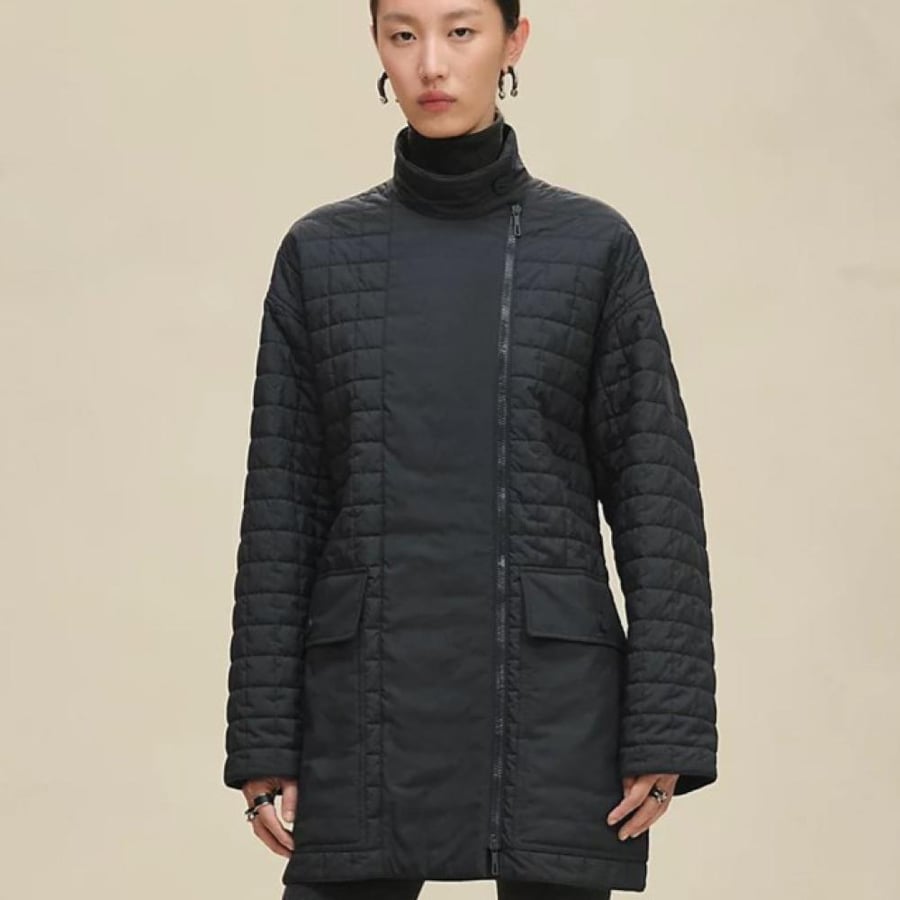 HERMES  Quilted Coat in Feather Canvas 2025 معطف إيرميز مبطن قماش ريشي