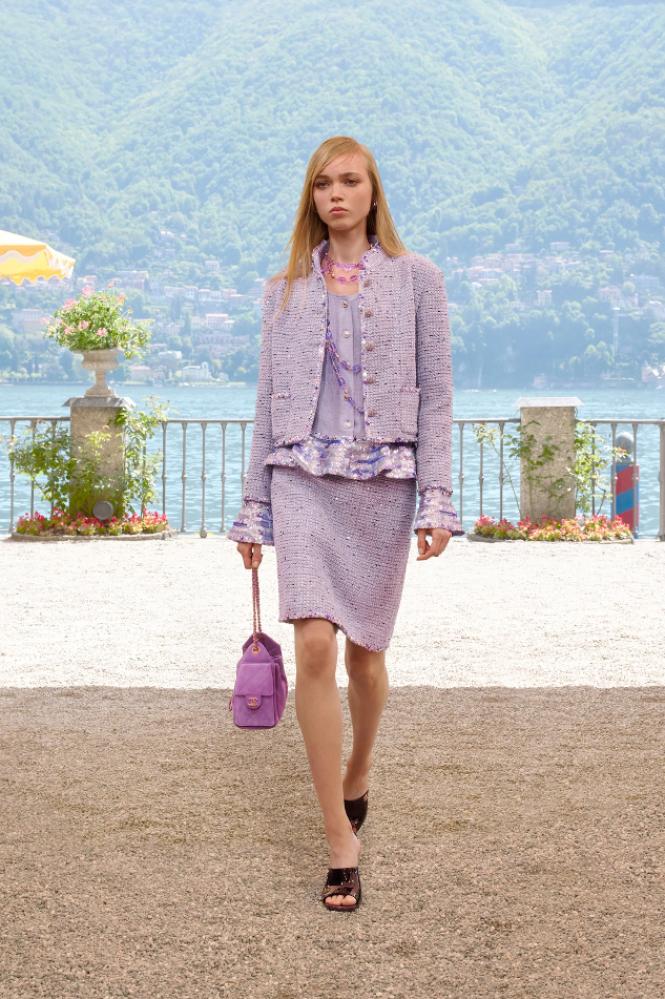 شانيل تنورة تويد ترتر tweed Sequins Lilac Chanel Cruise skirt 2026