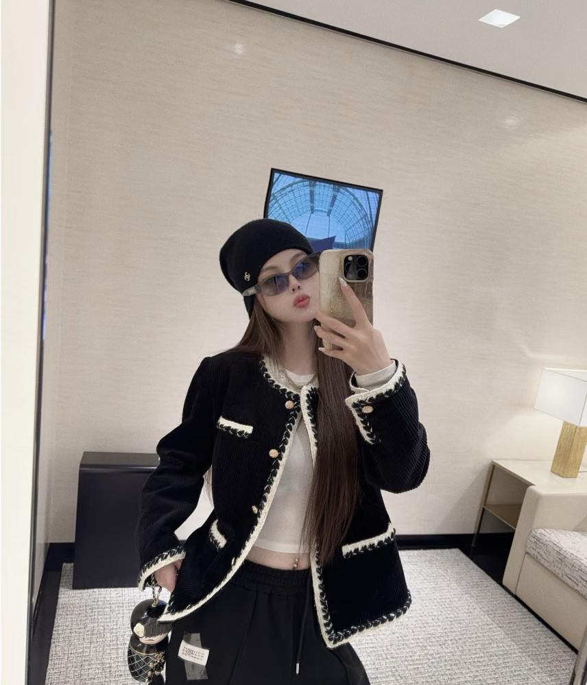 Chanel Jacket Corduroy Black 2025 سترة شانيل جاكيت شتوي