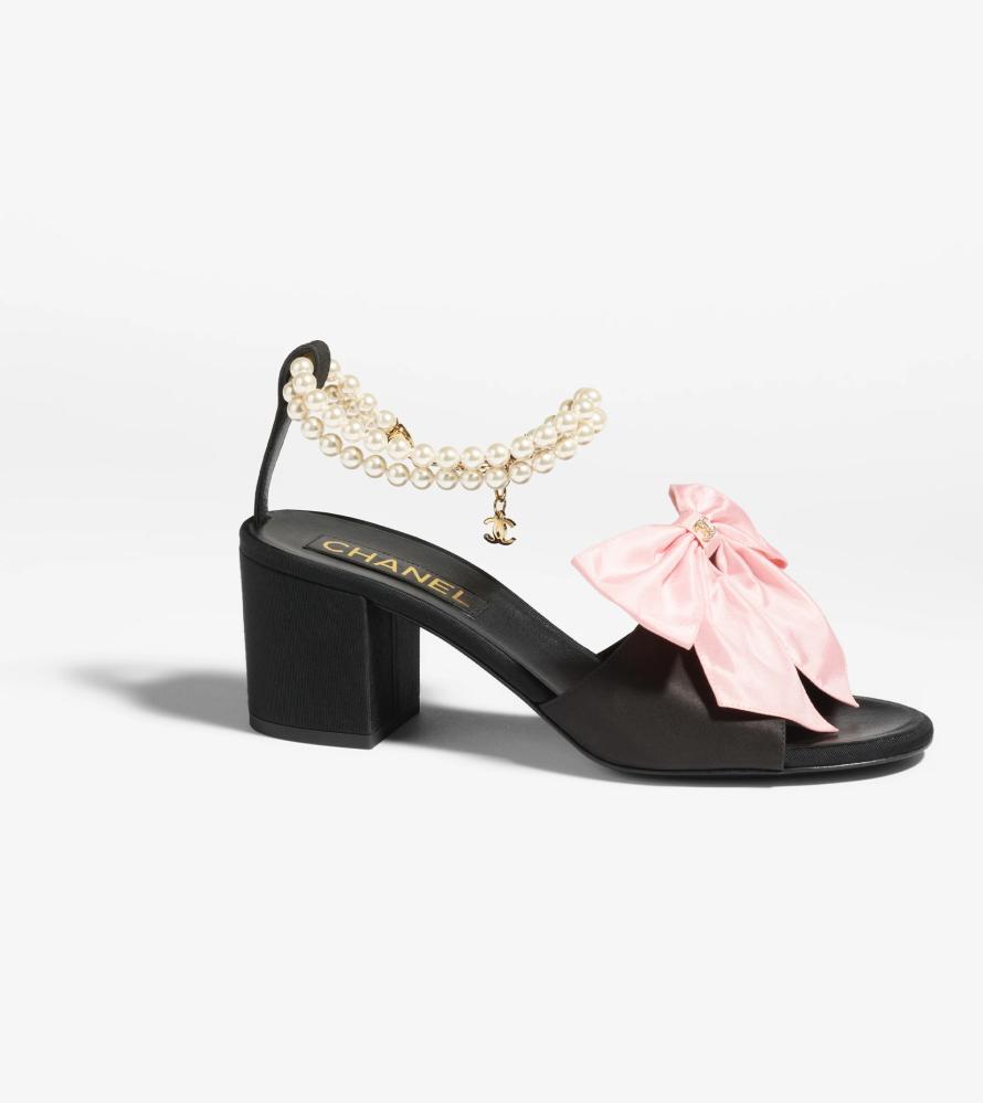 Chanel 2024 metiers d art pearls silk pink sandals