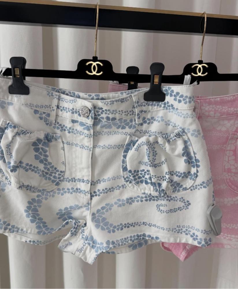 CHANEL Shorts Denim Printed Coco Beach 2025 شورت شانيل دينم  كوكو بيتش