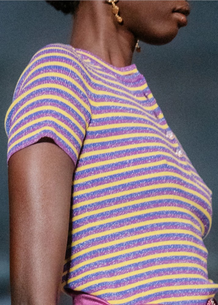 2024 Cotton Chanel shirt with an opening, buttons in the front and short sleeves
