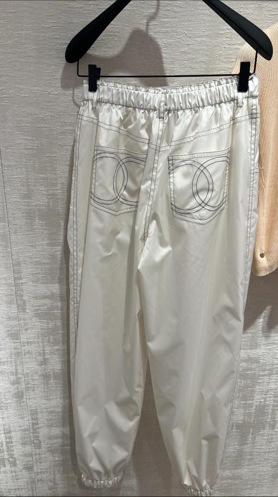 CHANEL WHITE TAFFETA PANTS COCO PEACH 2025 بنطلون شانيل أبيض كوكو بيتش