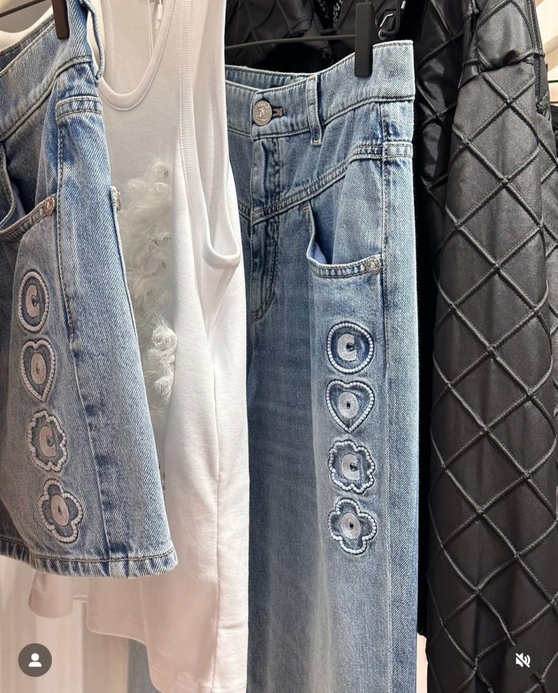 شورت شانيل دينم  شاطئ كوكو بيتش أزرق 2025 Chanel Coco Beach shorts
