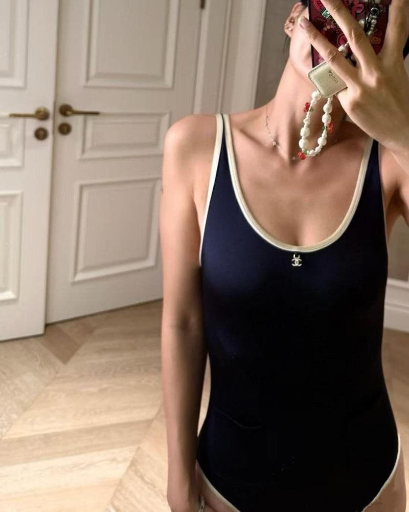 مايوه شانيل كوكو بيتش  2025 Chanel Coco Beach Swimsuit