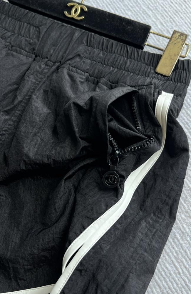 2026 شورت شانيل أسود خفيف رياضي Chanel black sport summer shorts